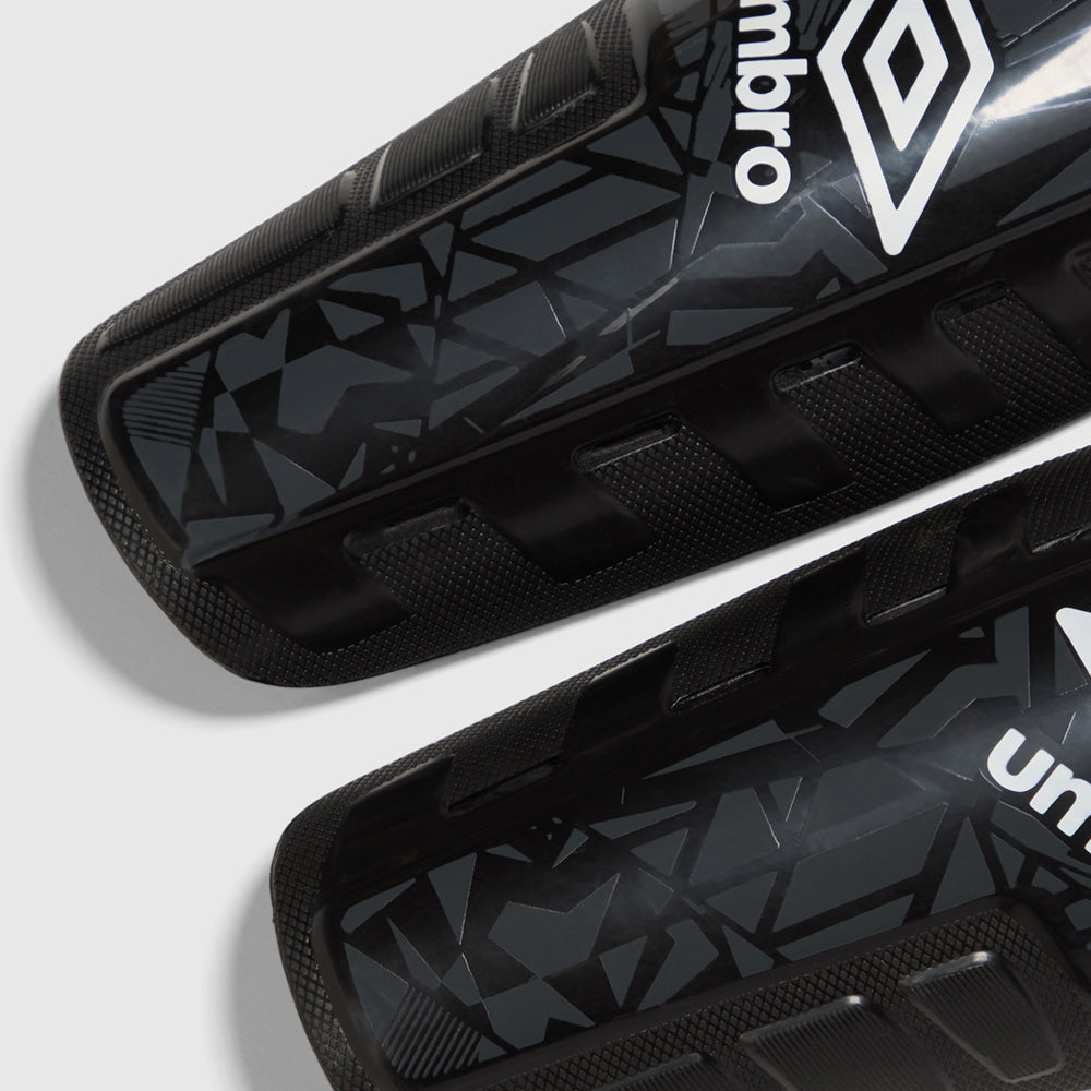 Canberra Juventus UMBRO Defender Guard - 3 sizes available